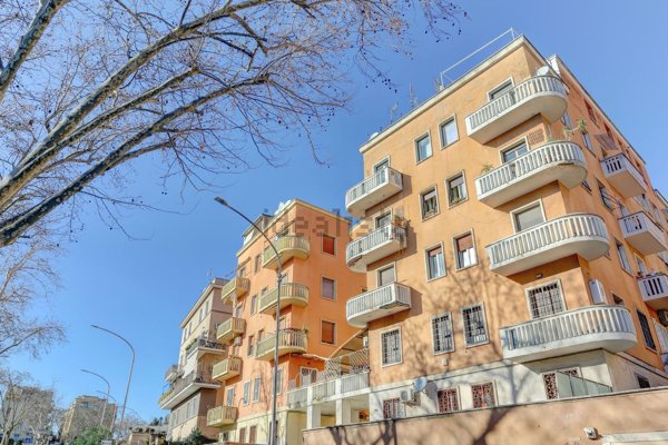 appartamento in vendita a Roma in zona Gianicolense