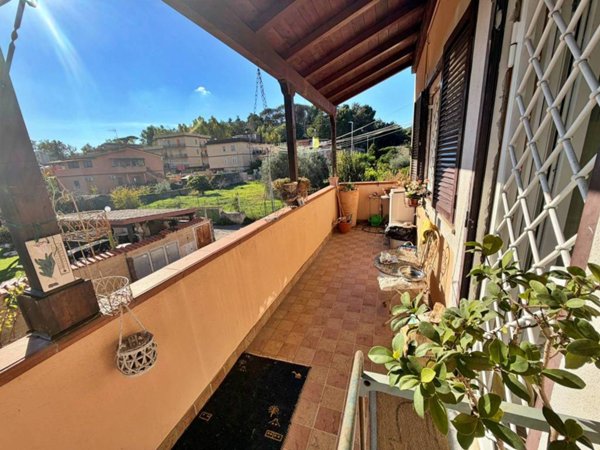 appartamento in vendita a Roma in zona Acilia