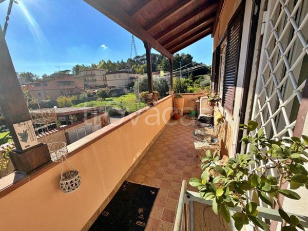 appartamento in vendita a Roma in zona Acilia