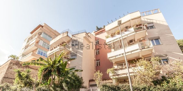 casa indipendente in vendita a Roma in zona Trieste