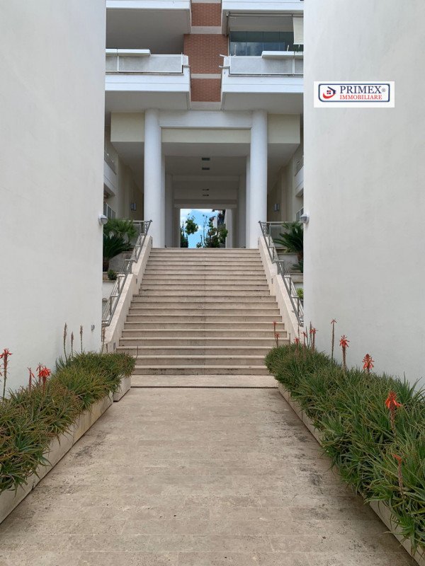 appartamento in vendita a Roma in zona Ostiense