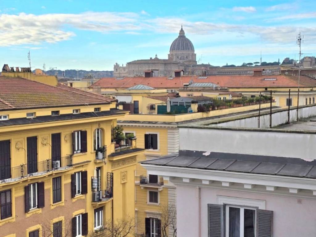appartamento in vendita a Roma in zona Rione Prati