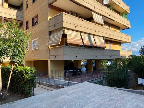 appartamento in vendita a Roma in zona Ponte di Nona
