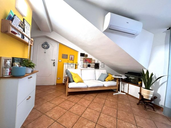 appartamento in vendita a Roma in zona Tomba di Nerone