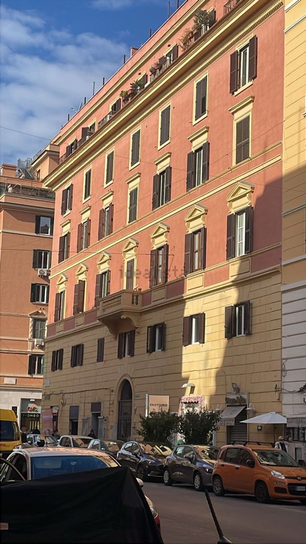 appartamento in vendita a Roma in zona Rione Prati