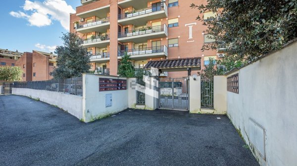 appartamento in vendita a Roma in zona Ponte Galeria