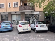 locale commerciale in vendita a Roma in zona Portuense