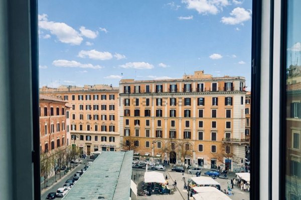 appartamento in vendita a Roma in zona Trastevere