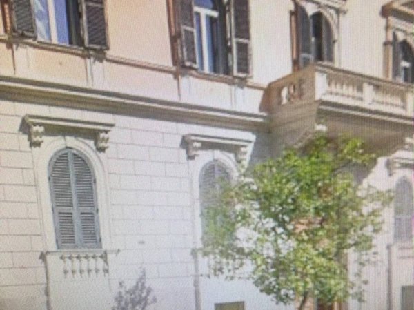 negozio in vendita a Roma in zona Campo Marzio