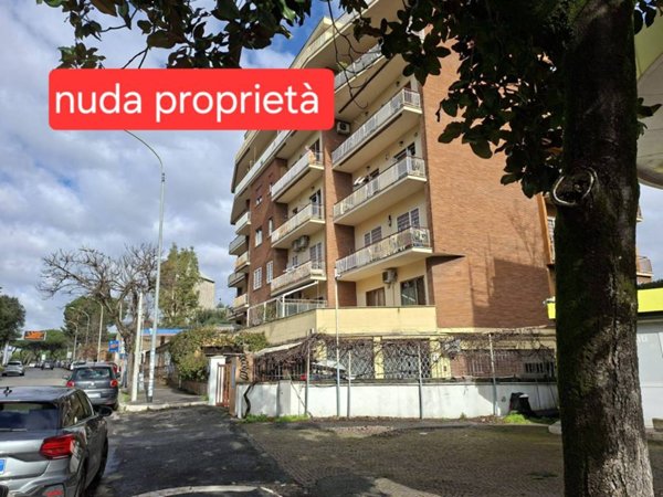 appartamento in vendita a Roma in zona Gianicolense