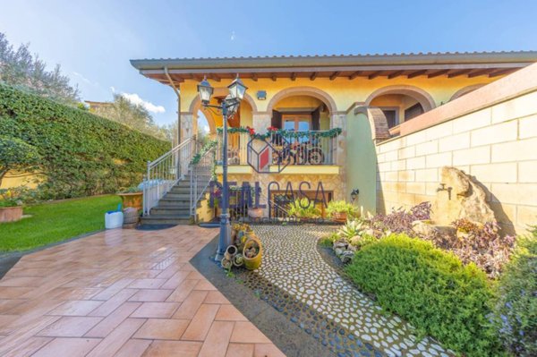 casa indipendente in vendita a Roma in zona Tor Vergata/Torrenova