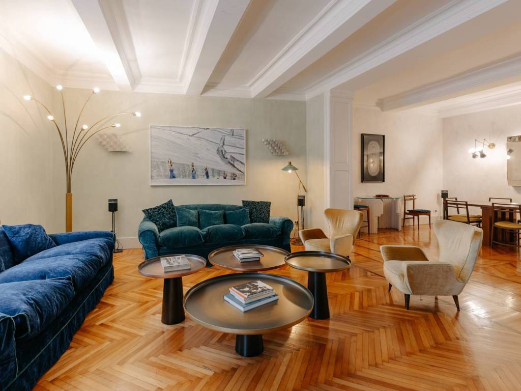 appartamento in vendita a Roma in zona Parione/Sant'Eustachio