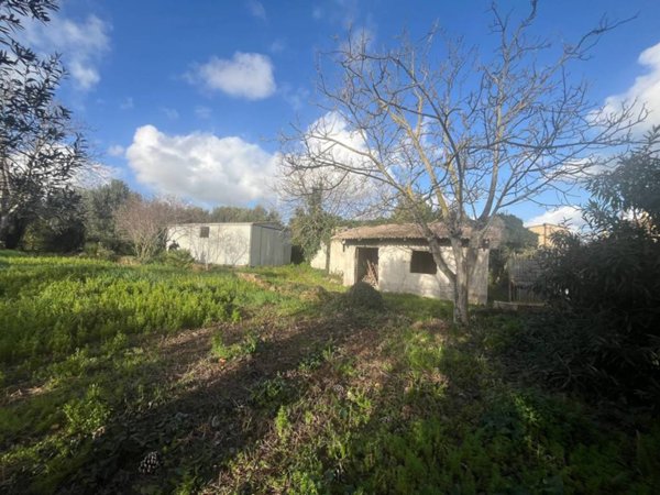 casa indipendente in vendita a Roma in zona Massimina/Casal Lumbroso