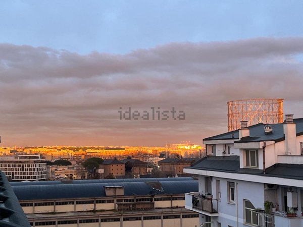 appartamento in vendita a Roma in zona Portuense