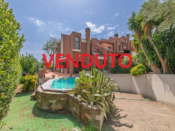 casa indipendente in vendita a Roma in zona Olgiata