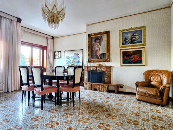 appartamento in vendita a Roma in zona Ostia