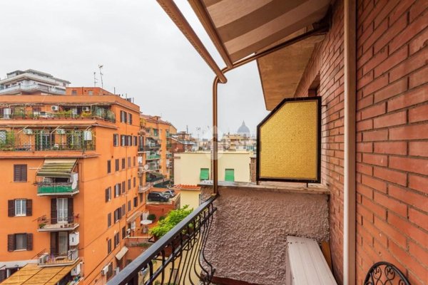 appartamento in vendita a Roma in zona Aurelio