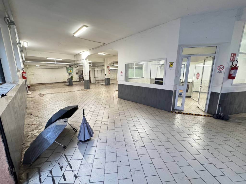 negozio in vendita a Roma in zona Monte Sacro/Talenti