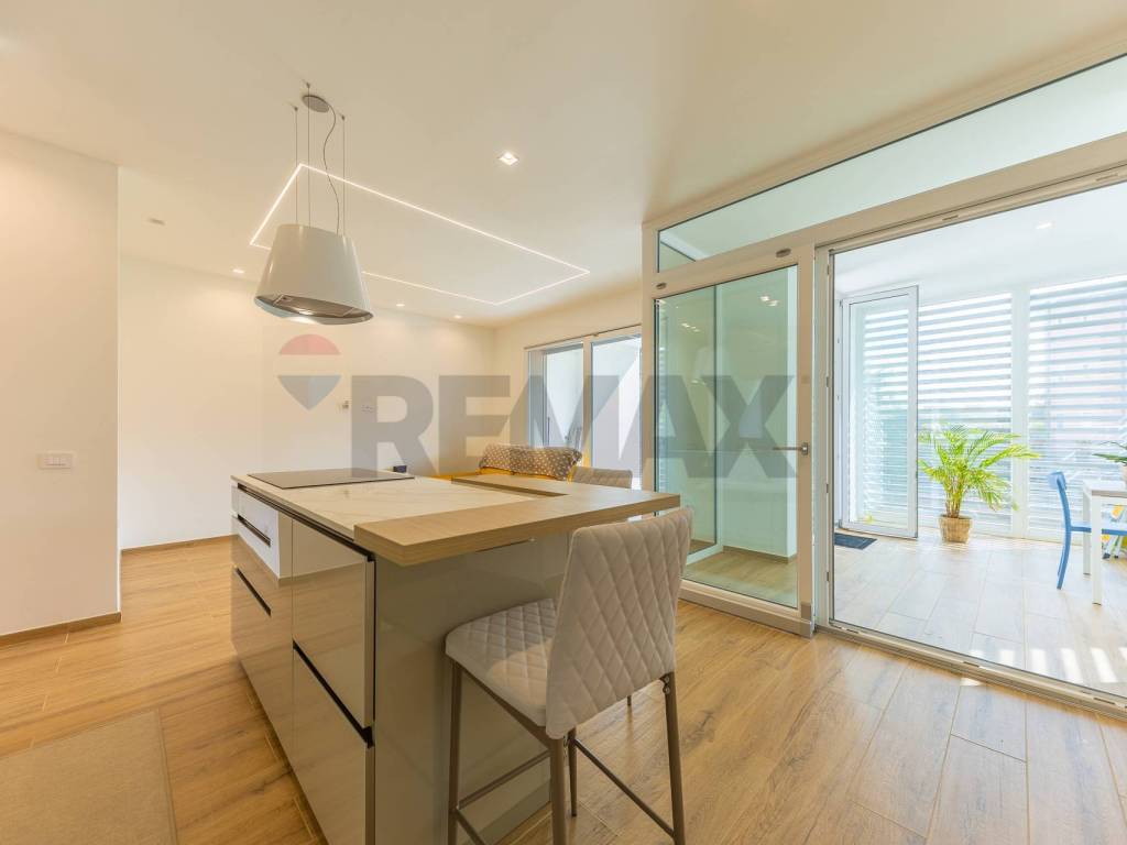 appartamento in vendita a Roma in zona Infernetto