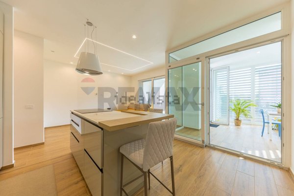 appartamento in vendita a Roma in zona Infernetto