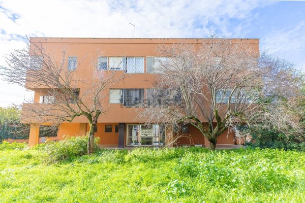 appartamento in vendita a Roma in zona Spinaceto