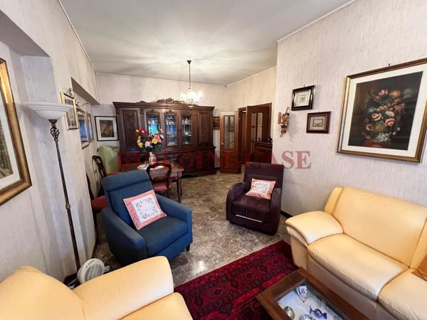 appartamento in vendita a Roma in zona Ardeatino