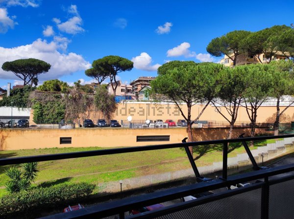 appartamento in vendita a Roma in zona Portuense