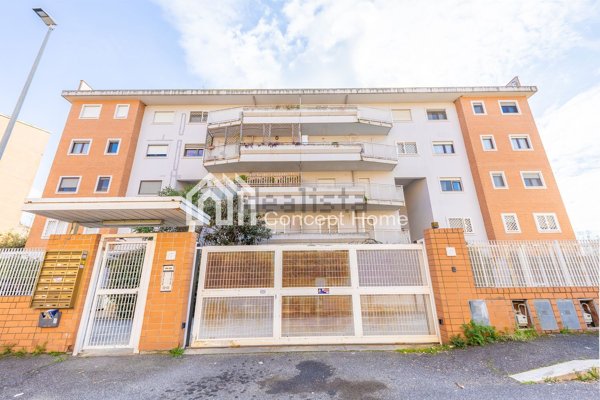 appartamento in vendita a Roma in zona Magliana Vecchia