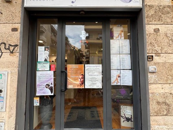 negozio in vendita a Roma in zona Trieste