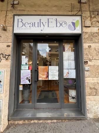 esavano in vendita a Roma in zona Trieste