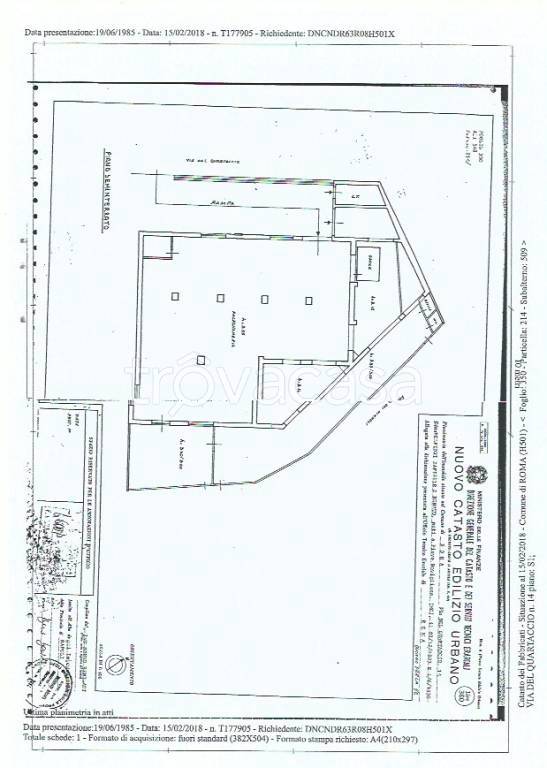 locale commerciale in vendita a Roma in zona Primavalle