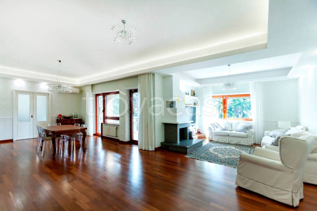 appartamento in vendita a Roma in zona Aurelio