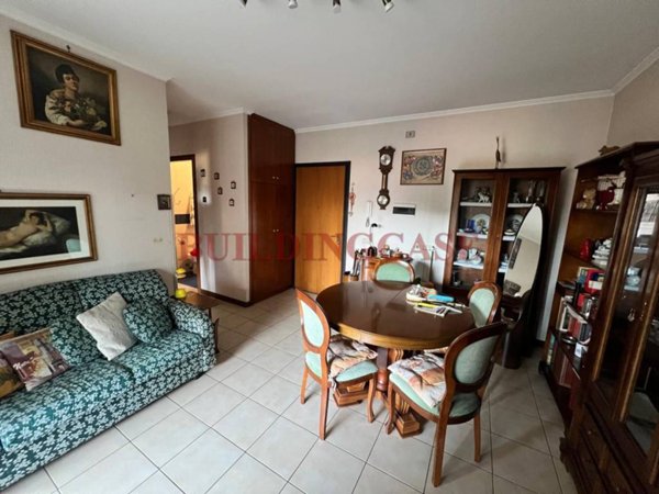 appartamento in vendita a Roma in zona Ardeatino