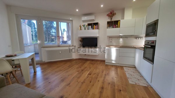 appartamento in vendita a Roma in zona Tor di Quinto