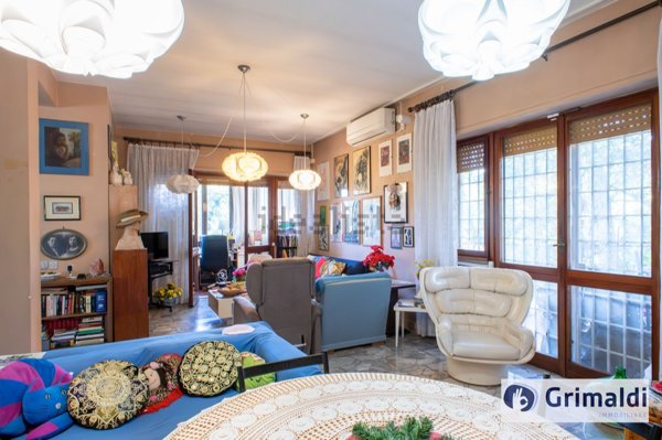 appartamento in vendita a Roma in zona Tomba di Nerone