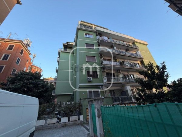 appartamento in vendita a Roma in zona Gianicolense