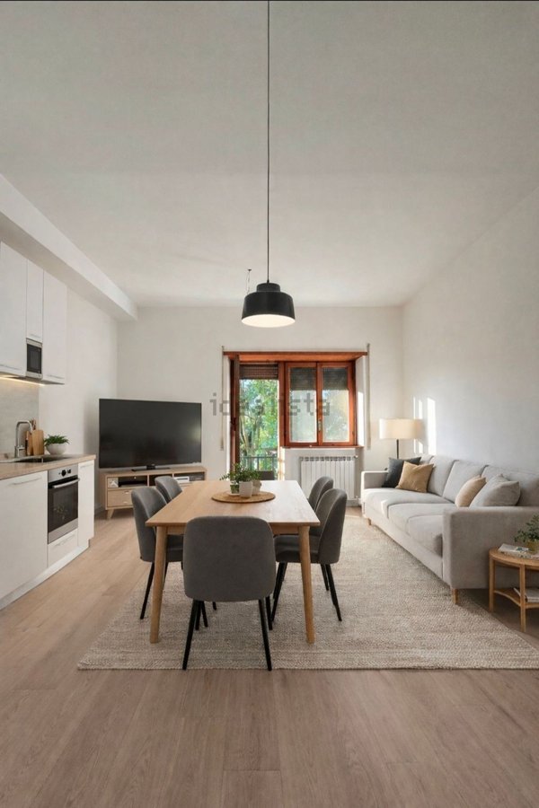 appartamento in vendita a Roma in zona Valle Muricana