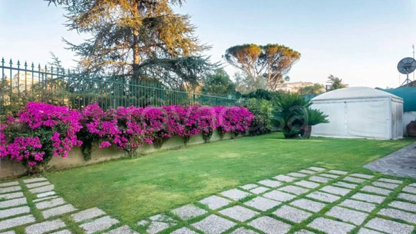 casa indipendente in vendita a Roma in zona Gianicolense