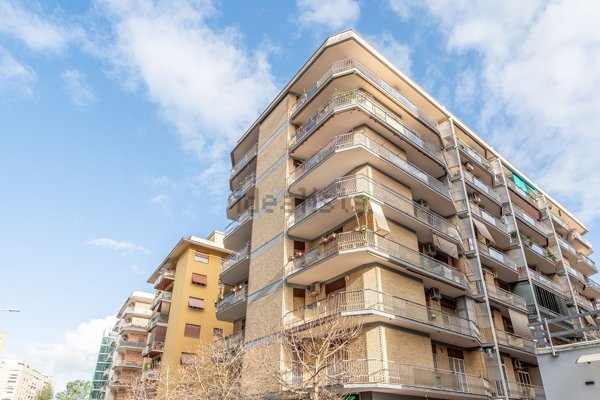 appartamento in vendita a Roma in zona Don Bosco