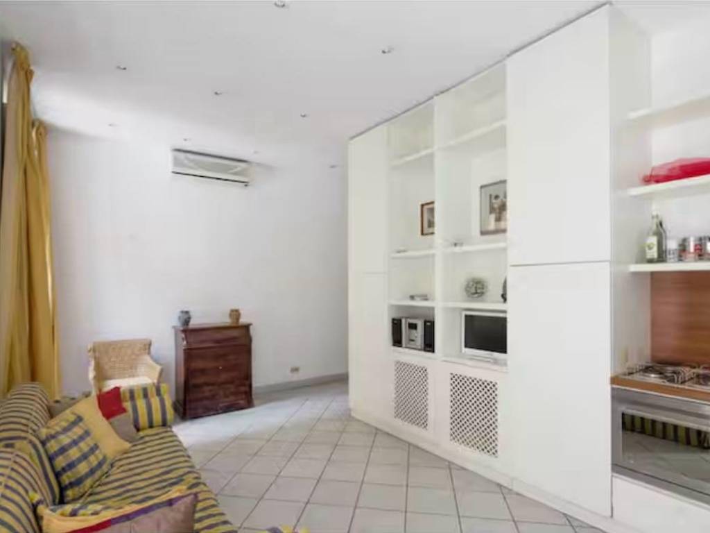 appartamento in vendita a Roma in zona Rione di Ponte