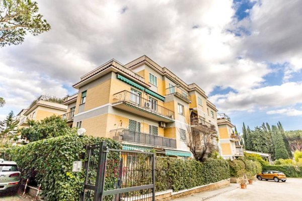 appartamento in vendita a Roma in zona Grottarossa