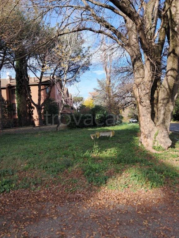 appartamento in vendita a Roma in zona Ostiense