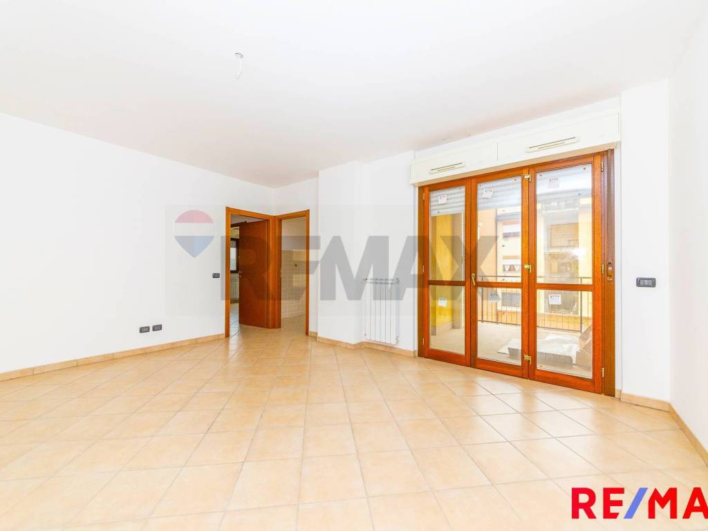 appartamento in vendita a Roma in zona Torre Angela