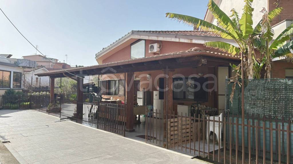 casa indipendente in vendita a Roma in zona Tor Sapienza