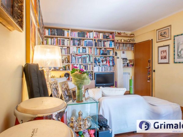 appartamento in vendita a Roma in zona Ardeatino