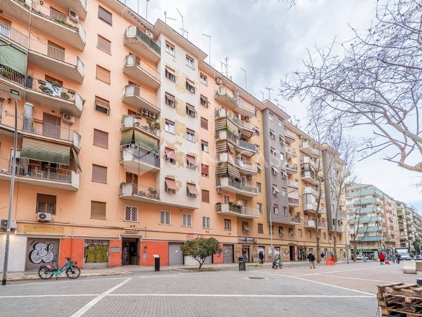 appartamento in vendita a Roma in zona Don Bosco