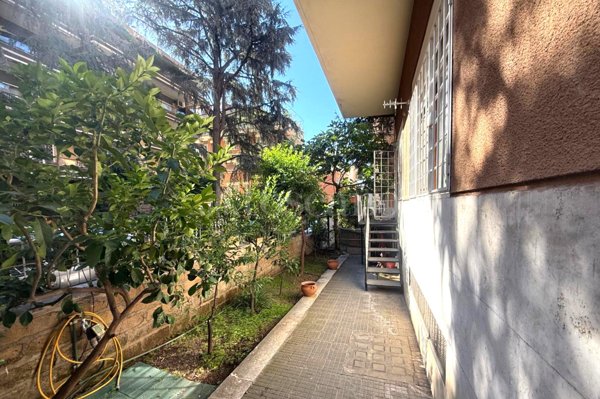 casa semindipendente in vendita a Roma in zona Monte Sacro/Talenti