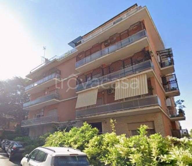 appartamento in vendita a Roma in zona Della Vittoria