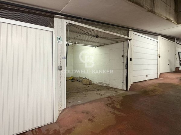 locale di sgombero in vendita a Roma in zona Della Vittoria