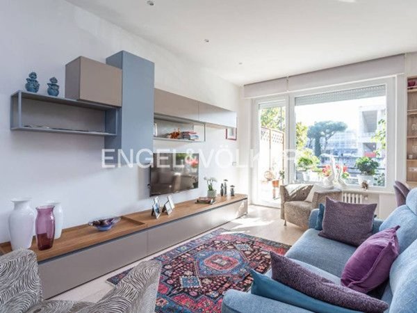 appartamento in vendita a Roma in zona EUR